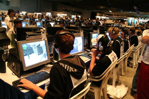 基多次用灵 基多次用灵