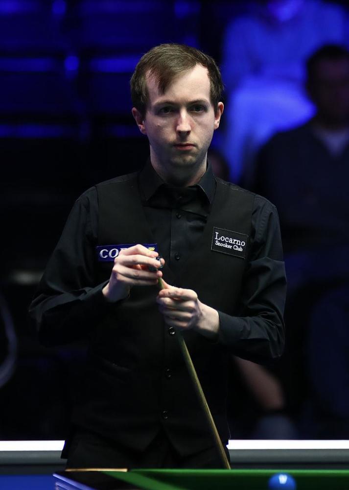 生从深渊中 生从深渊中